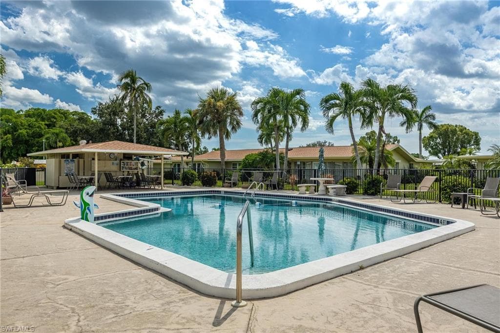 1460 Tredegar DR-32