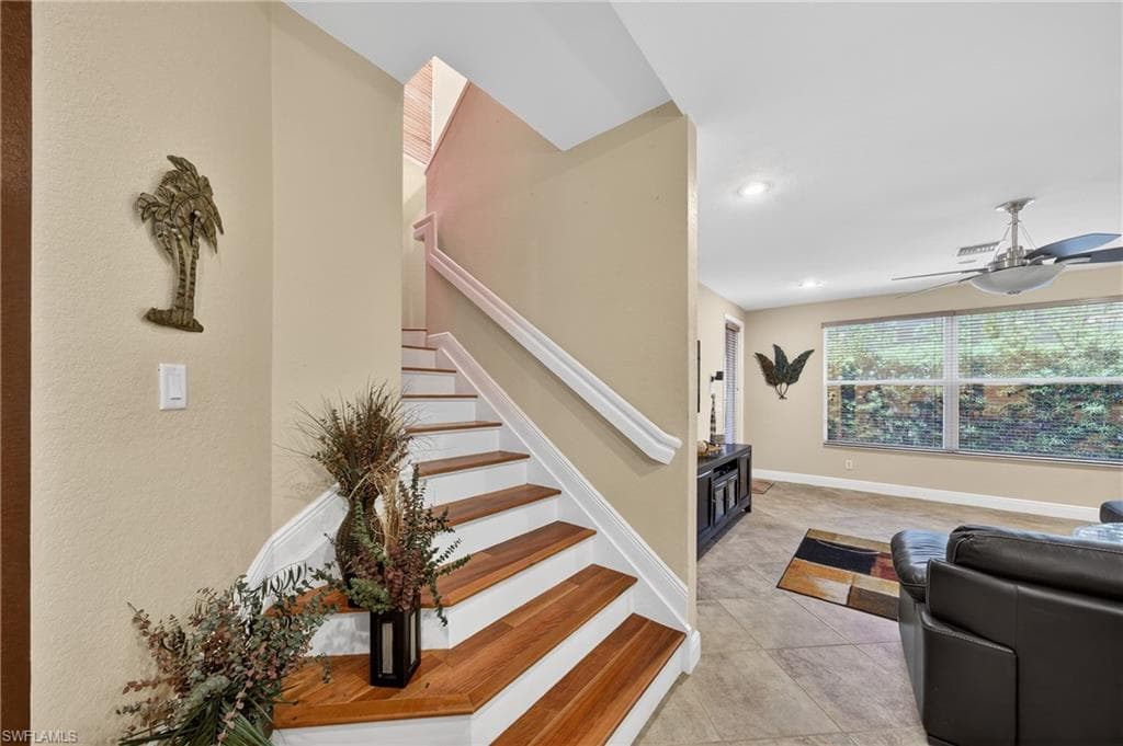 17560 Brickstone LOOP-11
