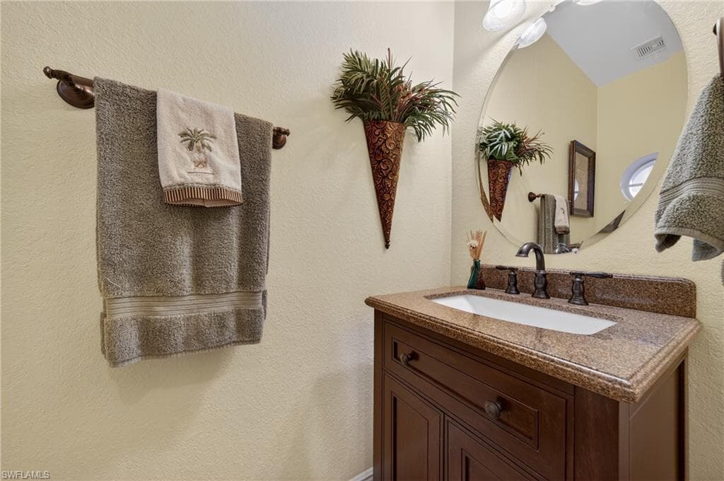 17560 Brickstone LOOP-21