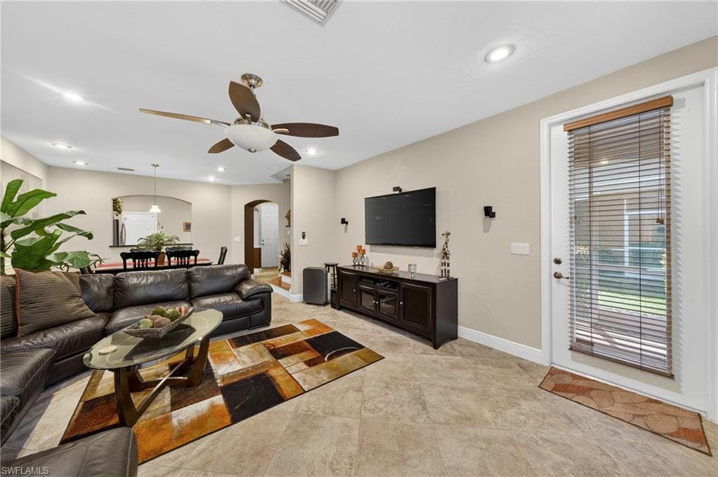 17560 Brickstone LOOP-2