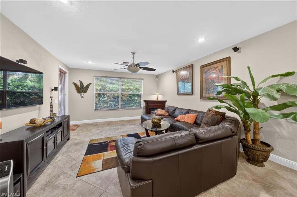 17560 Brickstone LOOP-4