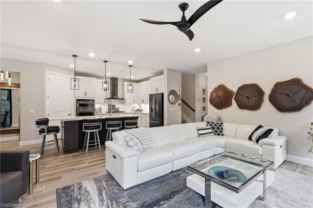 6678 Pennyroyal DR-7