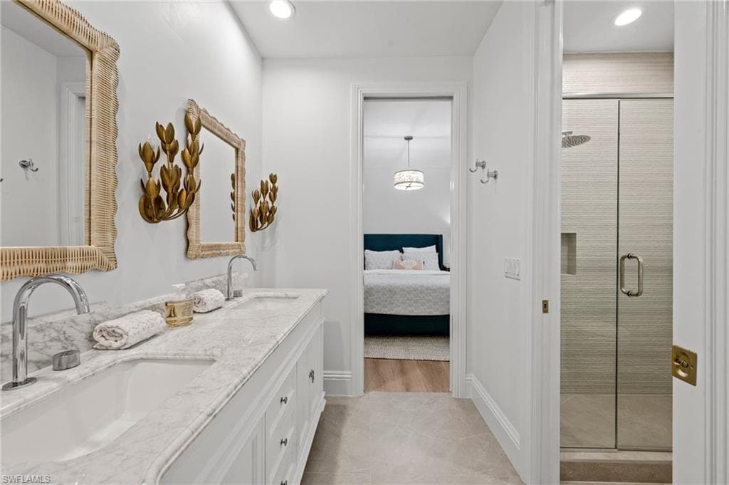 9833 Clear Lake CIR-29