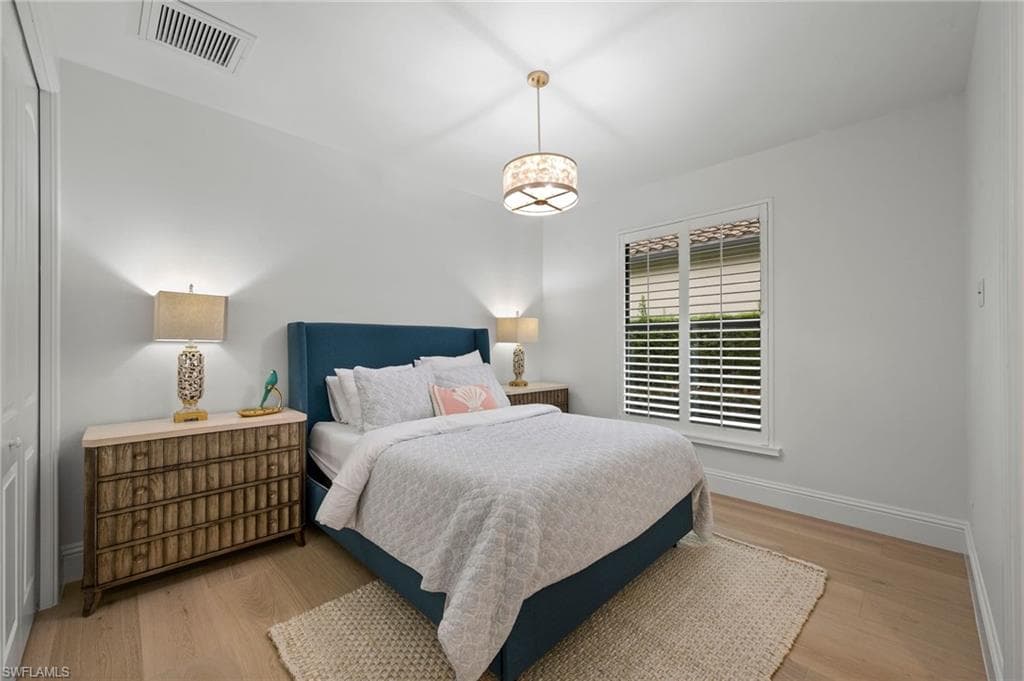 9833 Clear Lake CIR-39