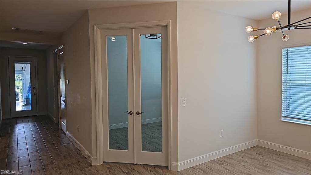 2305 Ariane DR-8