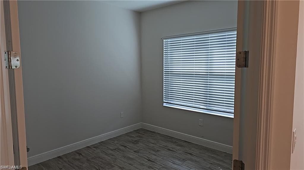 2305 Ariane DR-9