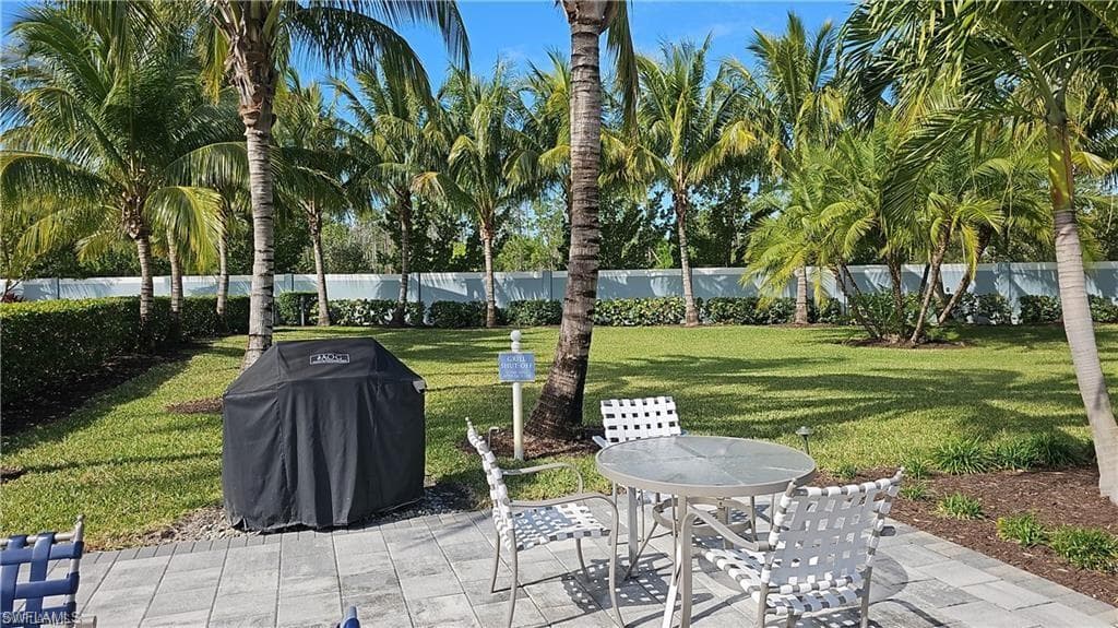 2305 Ariane DR-36