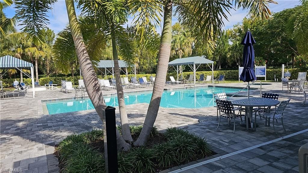 2305 Ariane DR-34