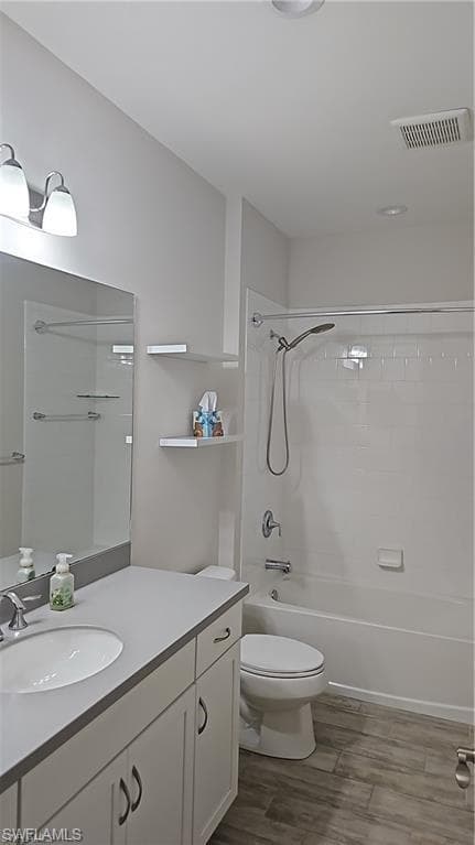 2305 Ariane DR-30
