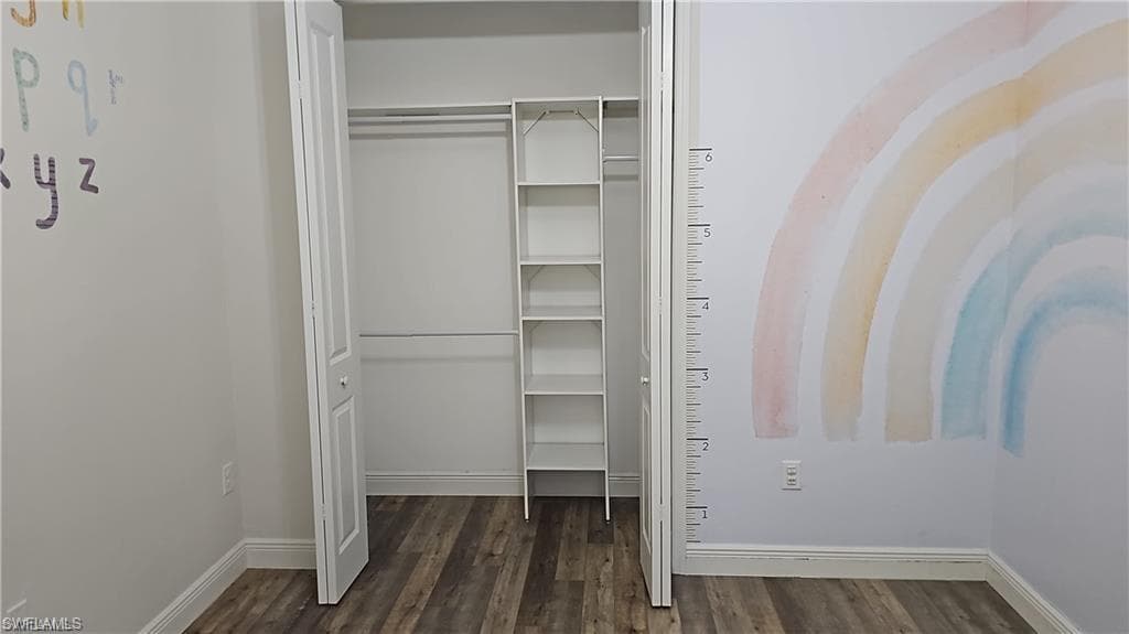 2305 Ariane DR-28