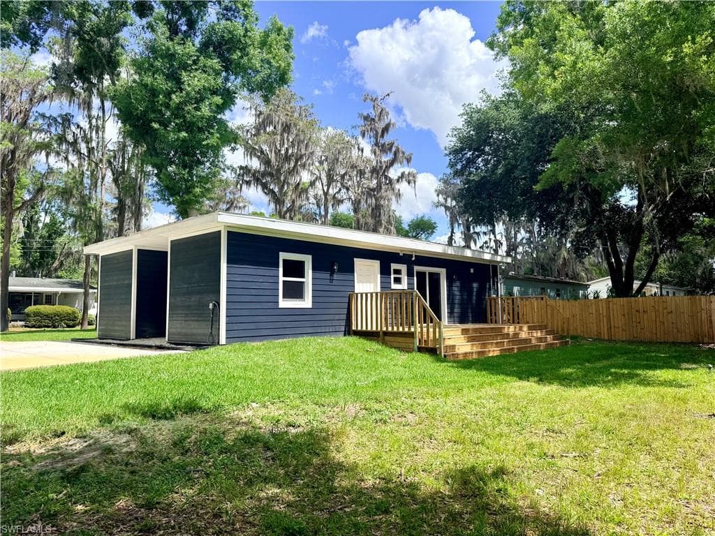 14232 Chisholm LN-8