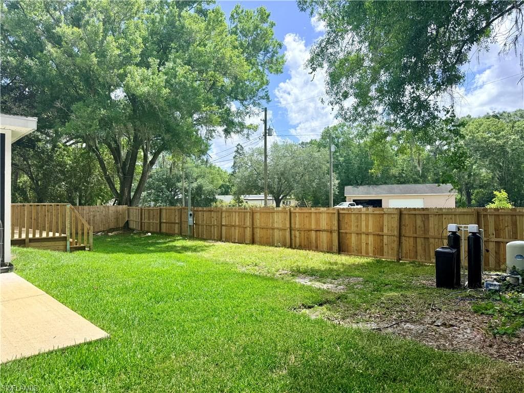 14232 Chisholm LN-13