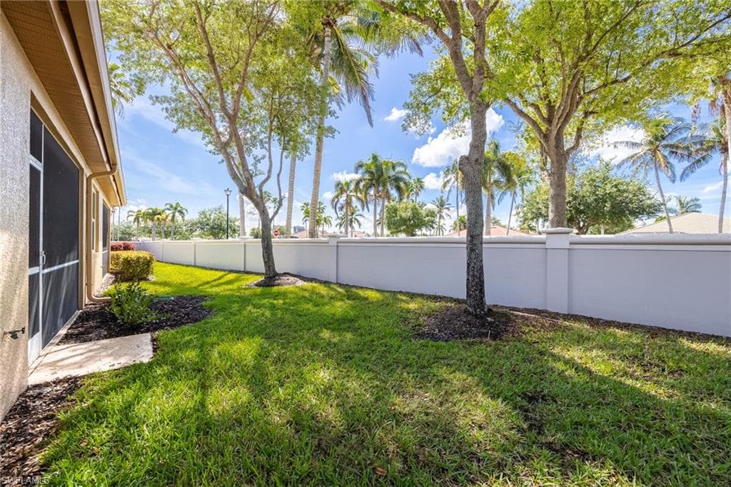 7900 Lake Sawgrass LOOP 4612-26