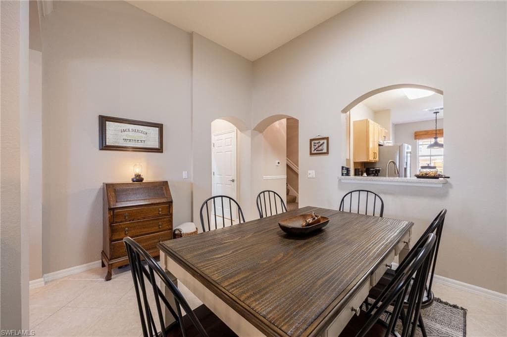 7900 Lake Sawgrass LOOP 4612-11