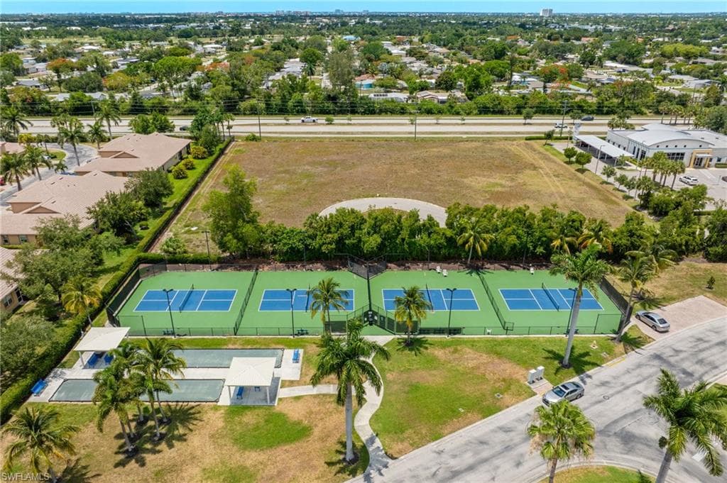 7900 Lake Sawgrass LOOP 4612-35