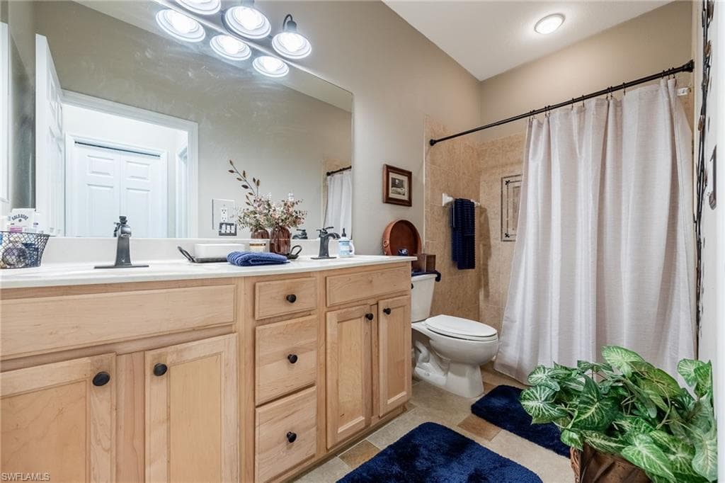 7900 Lake Sawgrass LOOP 4612-18