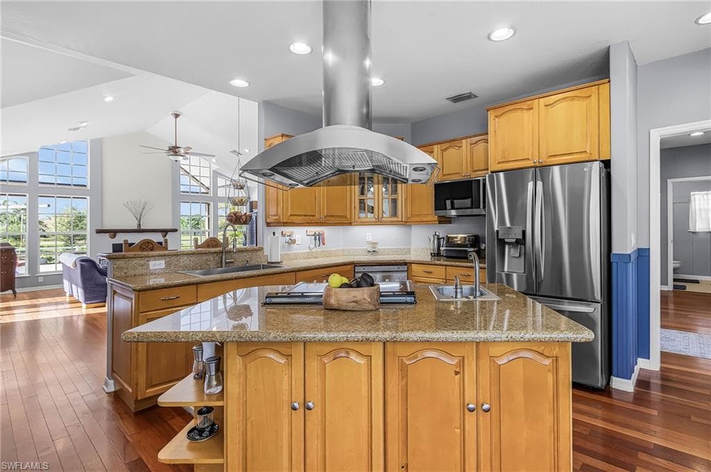 8930 Penzance BLVD-12
