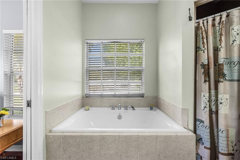 8930 Penzance BLVD-24