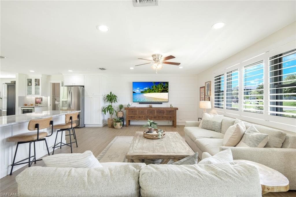 20621 Pine Tree LN-1
