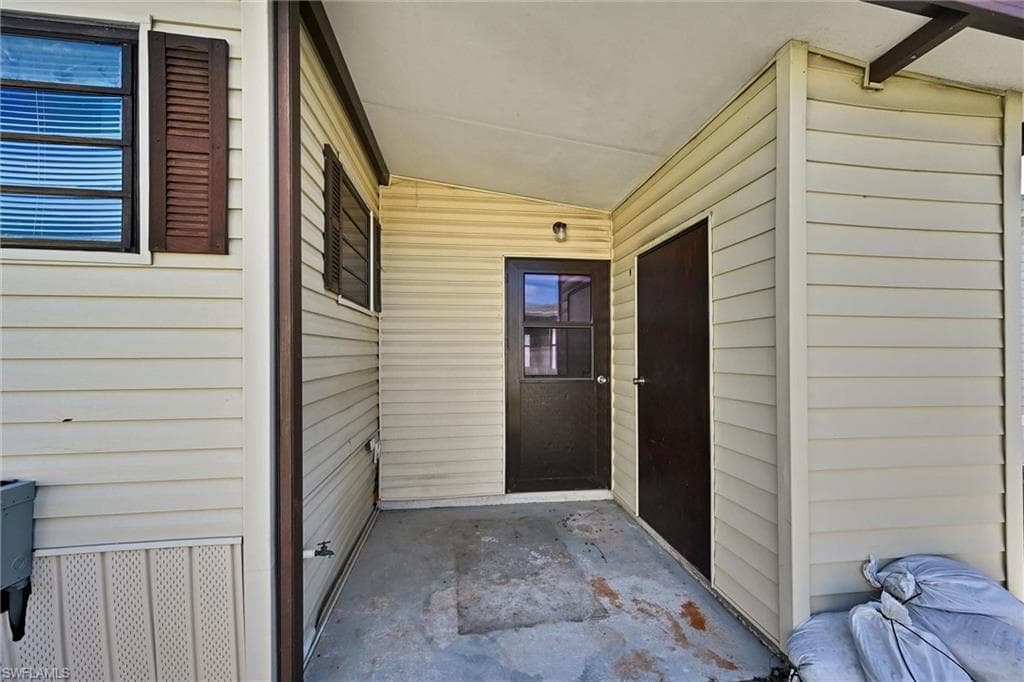 20124 Plum Tree LN-20