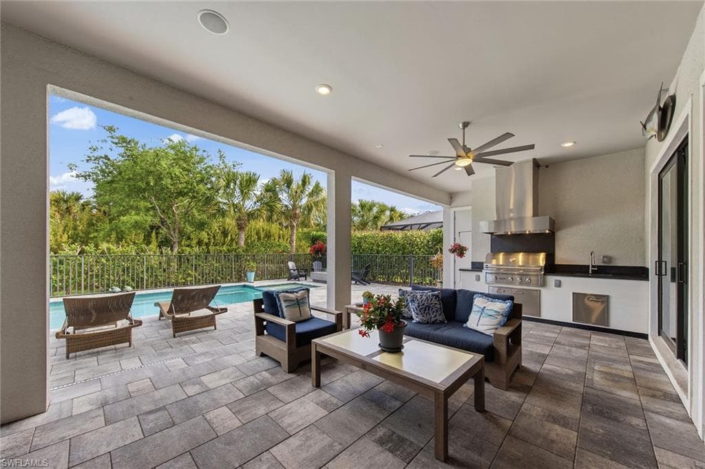 9607 Everglades DR-33
