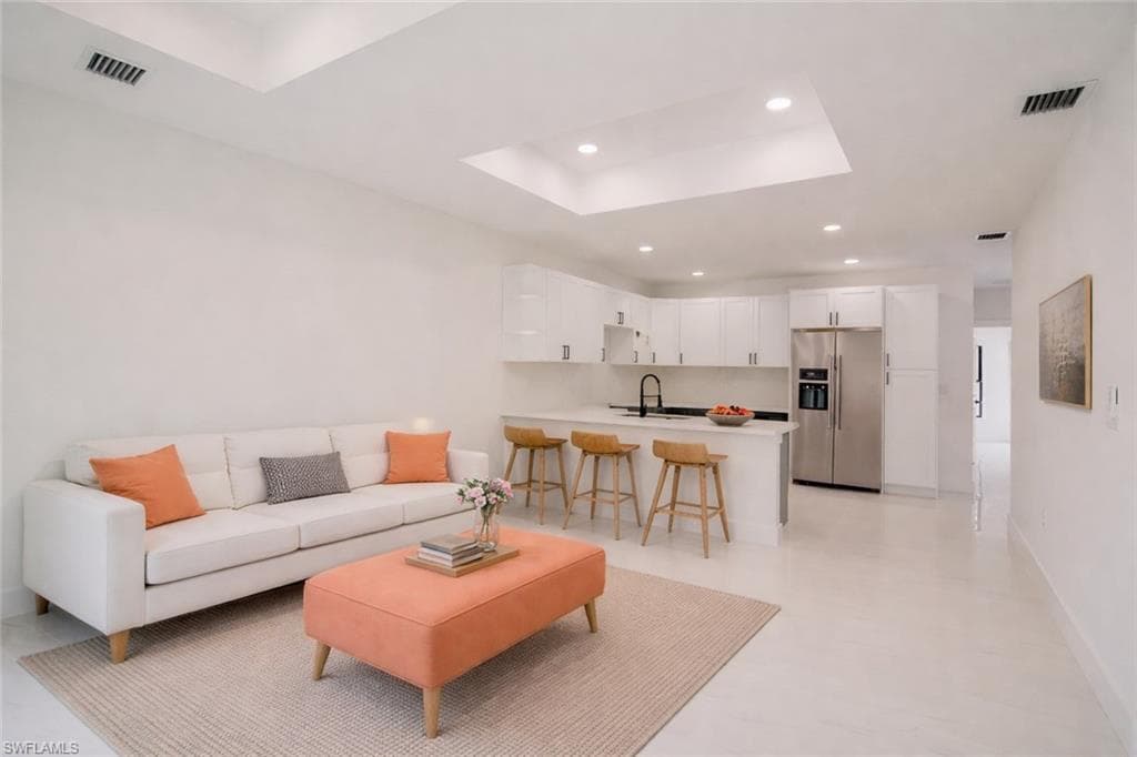 700 12th ST A & B-3
