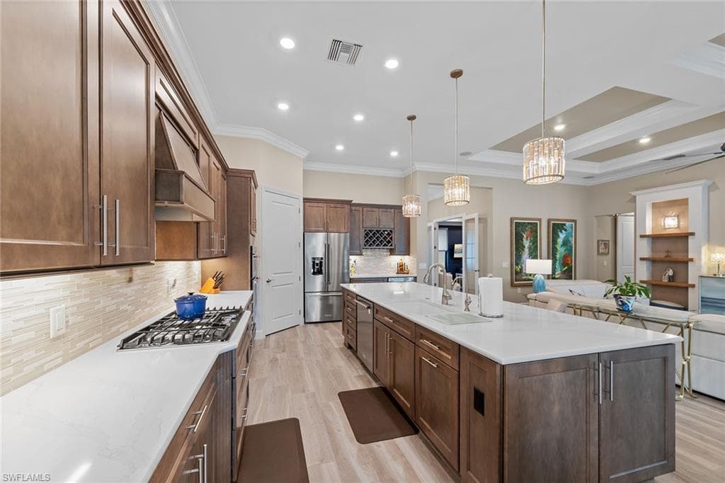 9573 Everglades DR-22