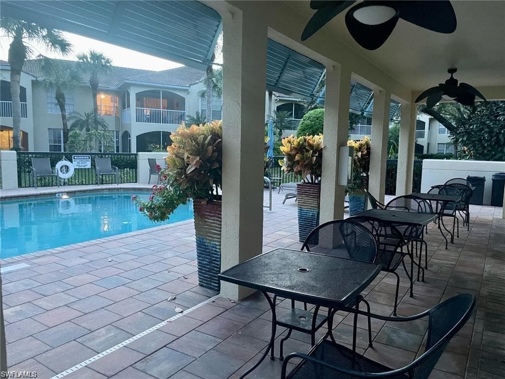 56 Silver Oaks CIR 102-7