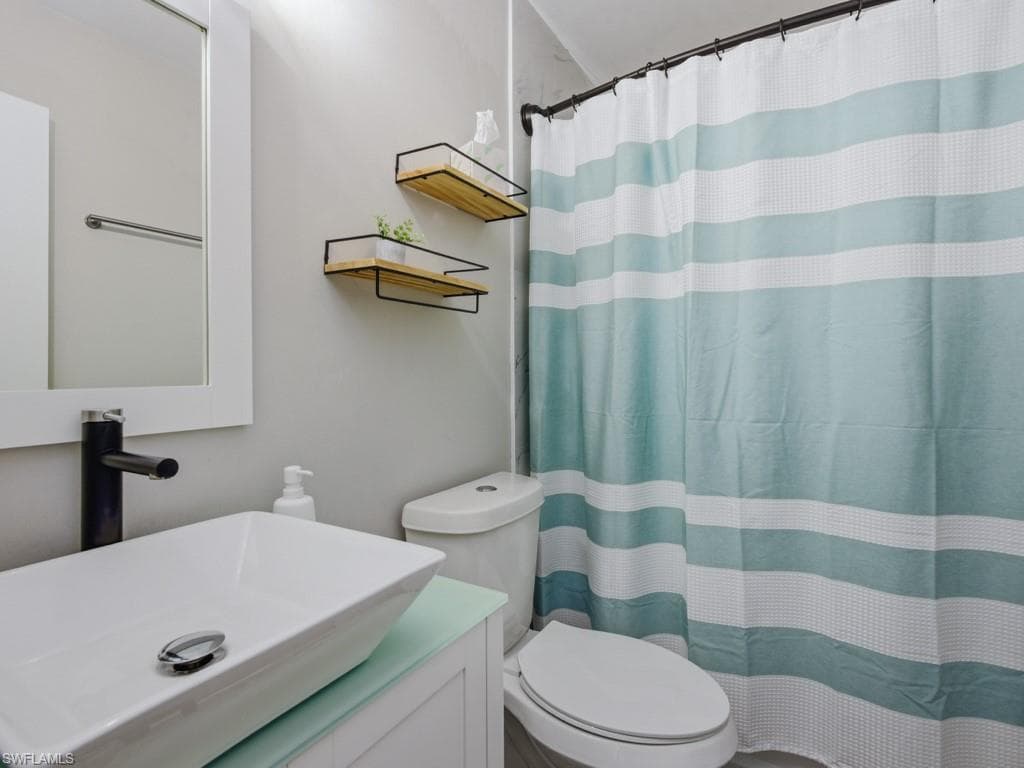438 Bristle Cone LN 20-13