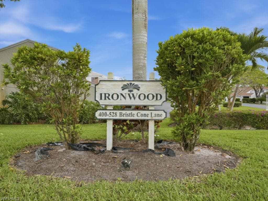 438 Bristle Cone LN 20-28