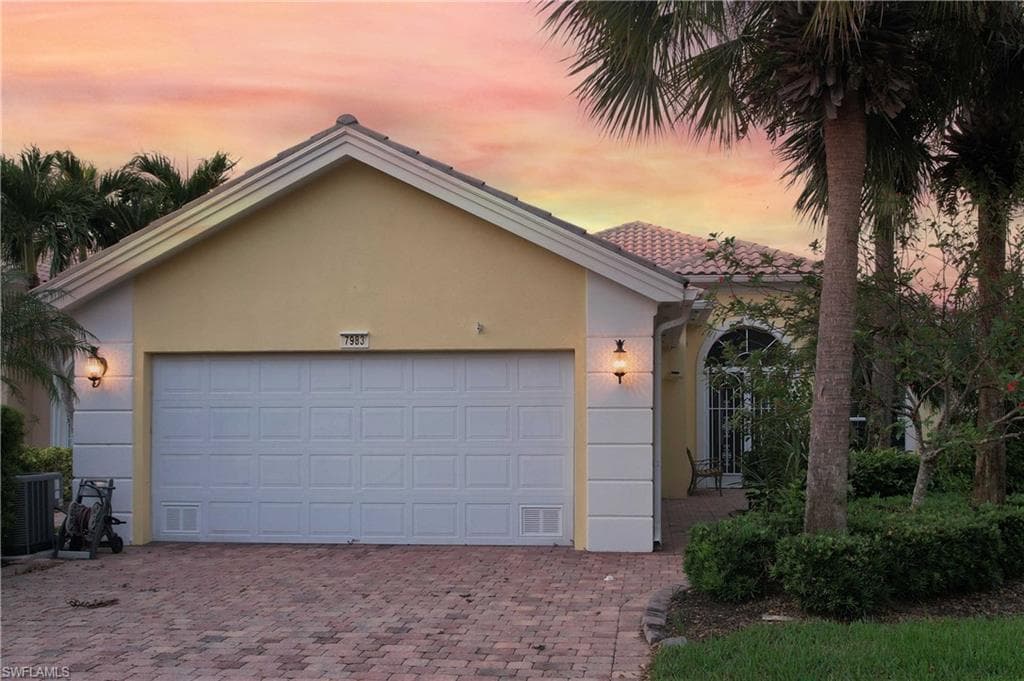 7983 Valentina CT-46