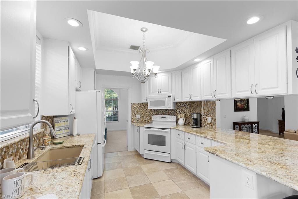 7983 Valentina CT-21
