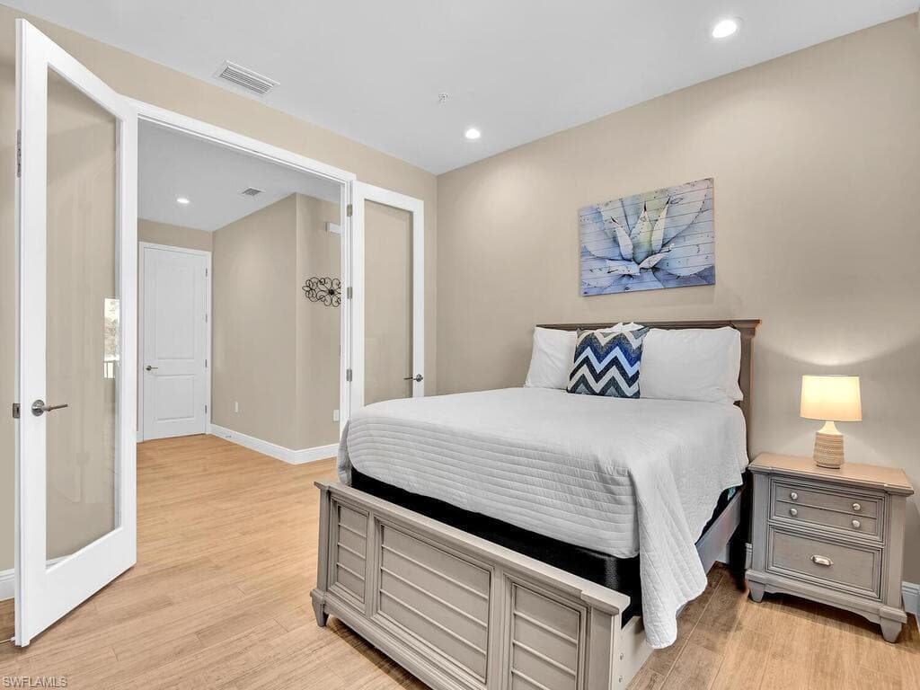 2561 Seychelles DR 308-15