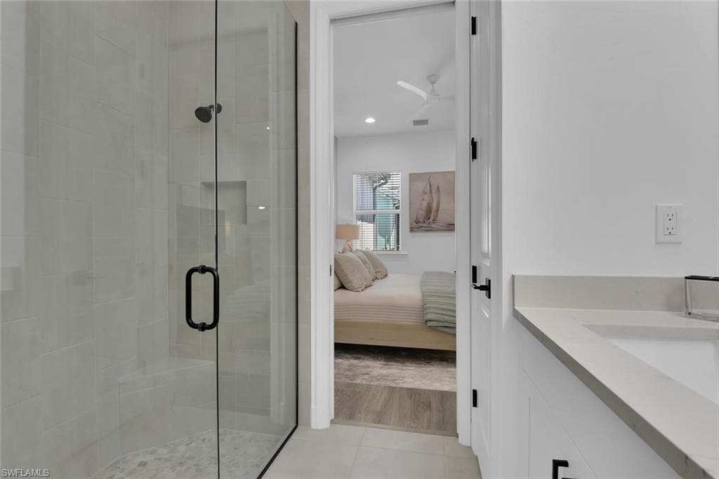 7242 Saona CT-17