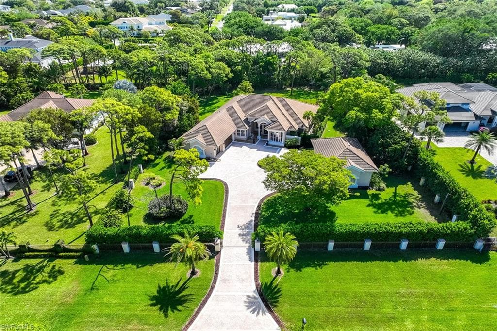 6656 Trail BLVD-6