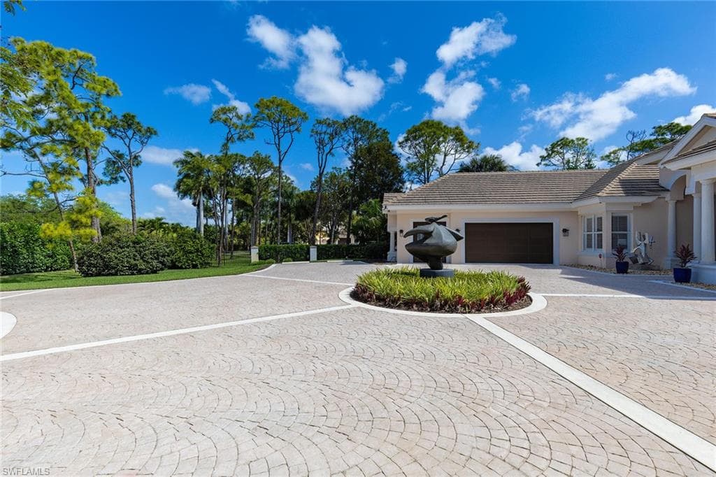 6656 Trail BLVD-10