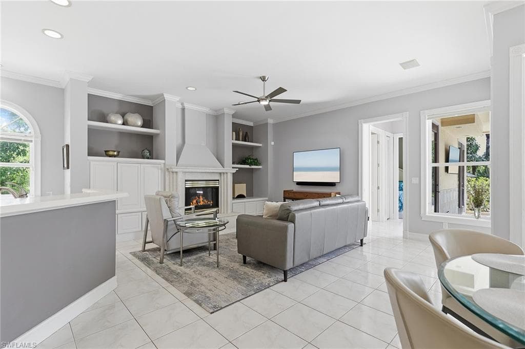 6656 Trail BLVD-15