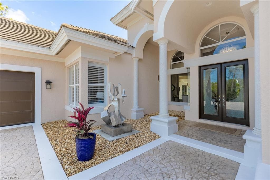 6656 Trail BLVD-11