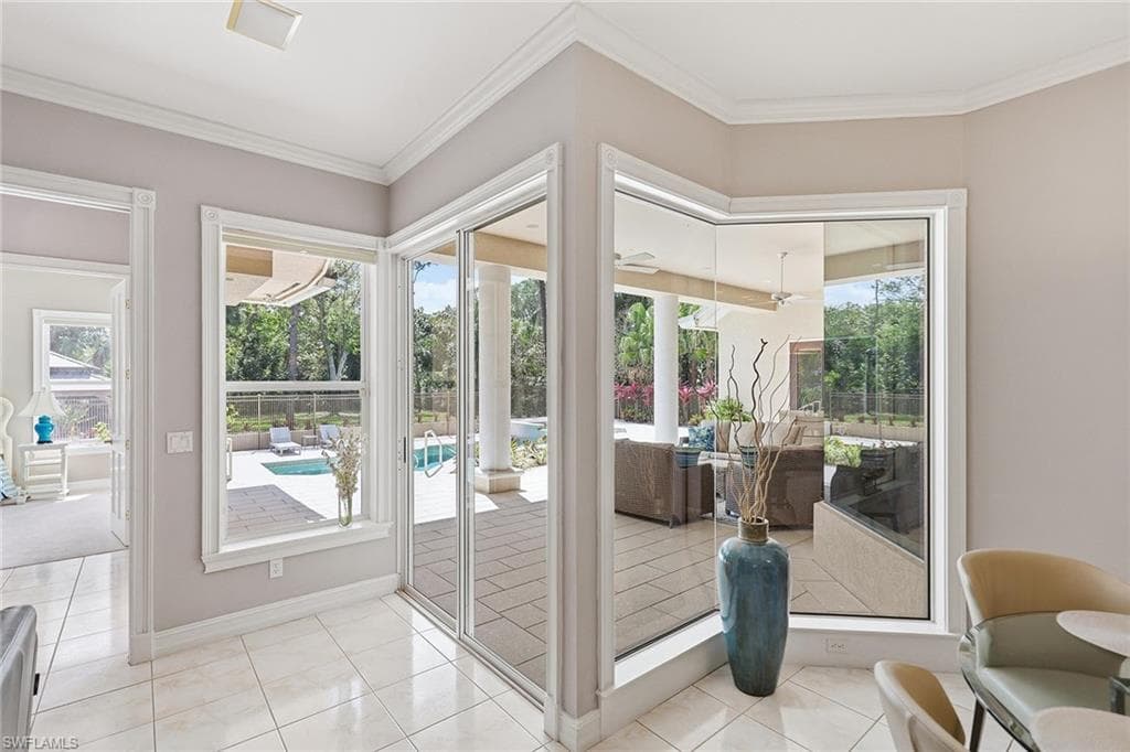 6656 Trail BLVD-21