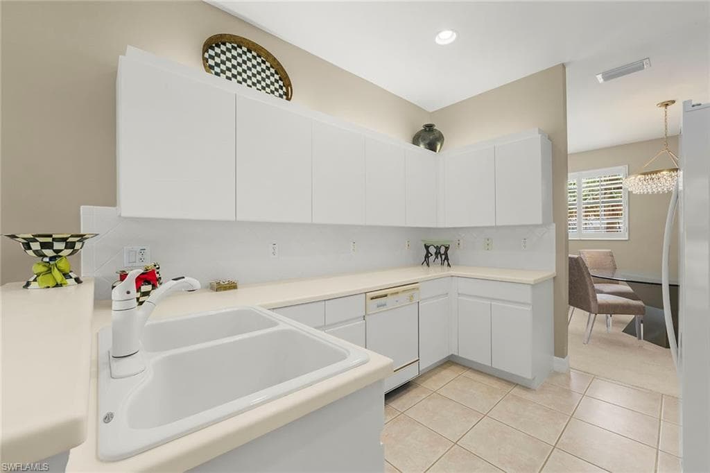3491 Ballybridge CIR 203-15