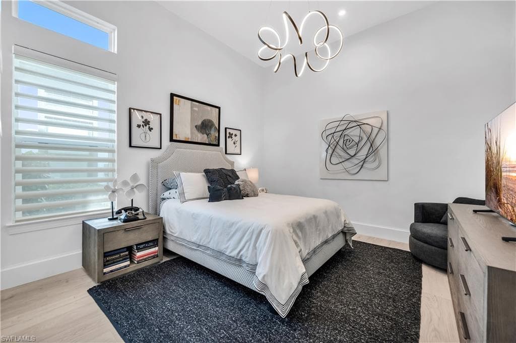 11651 Roseto CT-18