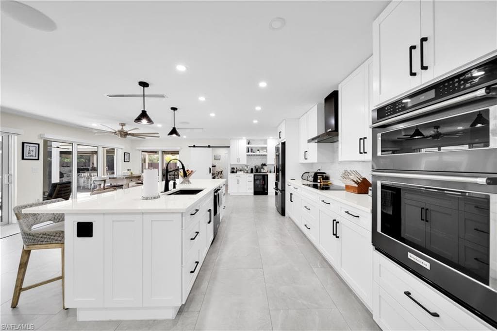 1574 Ricardo AVE-35