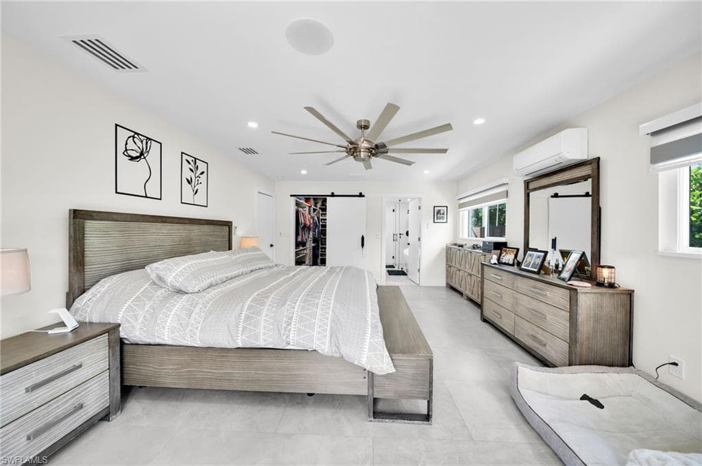 1574 Ricardo AVE-23