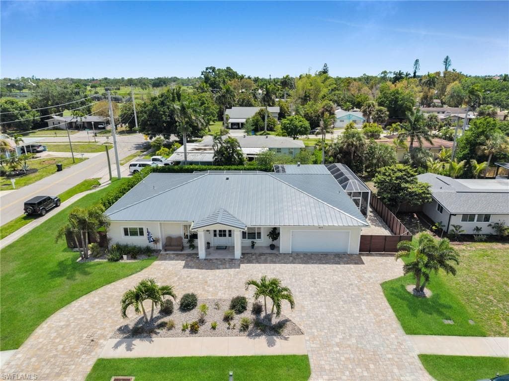 1574 Ricardo AVE-48