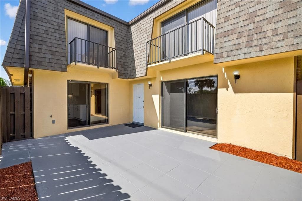 5576 Malt DR 4-1
