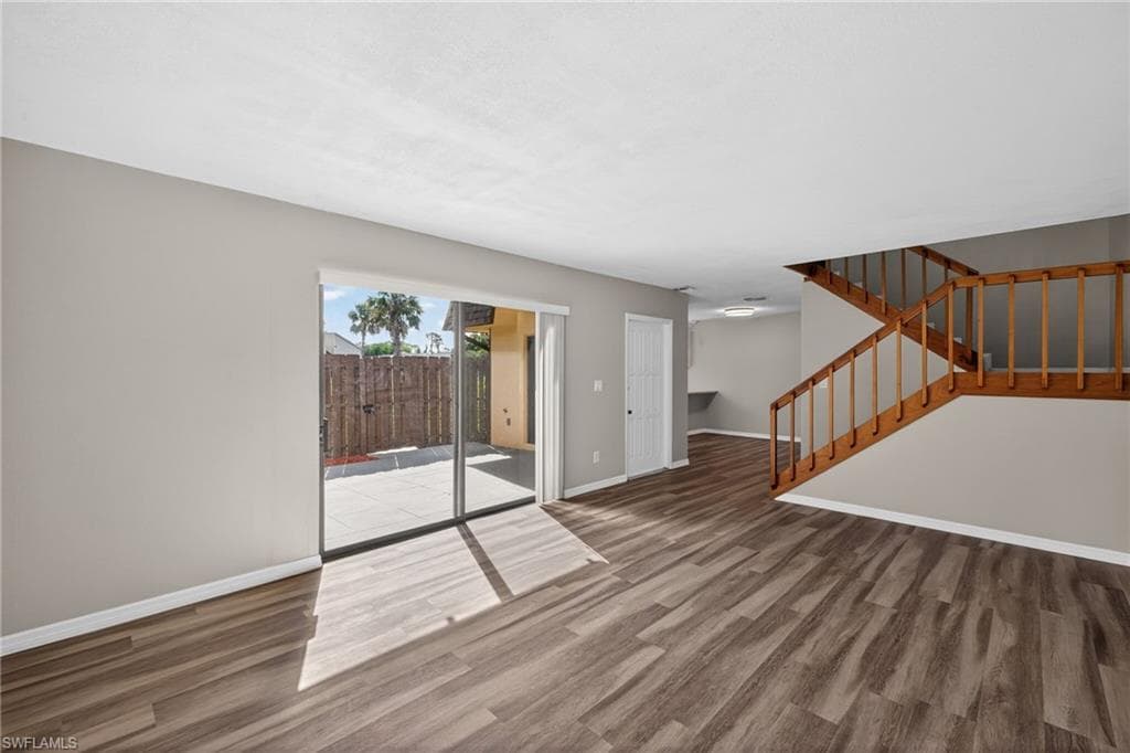 5576 Malt DR 4-5