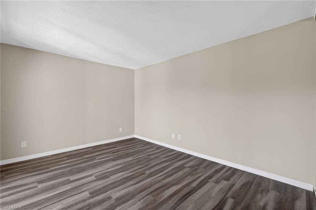 5576 Malt DR 4-16