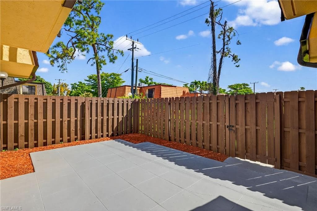 5576 Malt DR 4-2