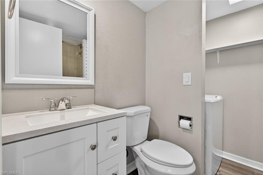 5576 Malt DR 4-18