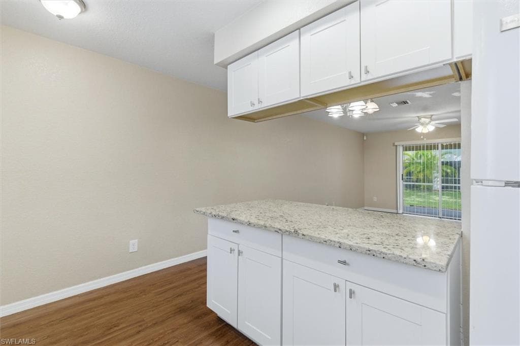 5257 Leeds RD-12